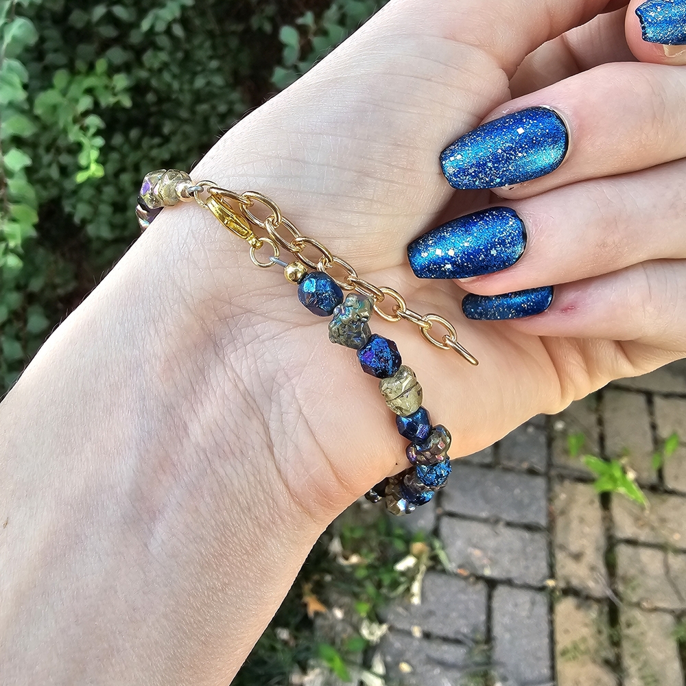 Hand Crafted Multicolor Beaded Bracelet - Picture 2 of 3
